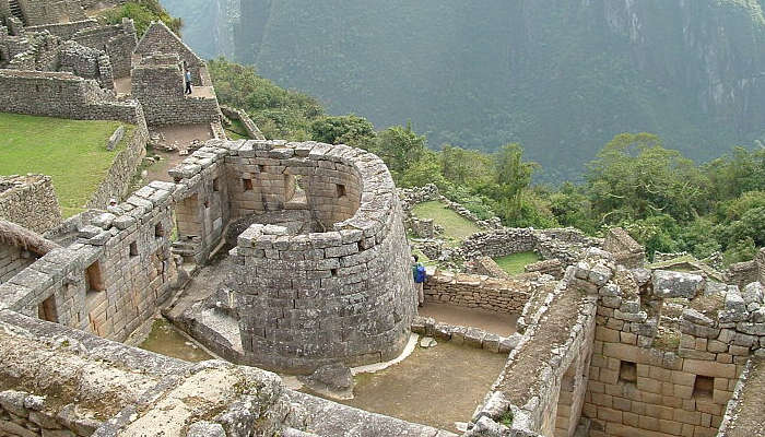 the-temple-of-the-sun-machu-picchu