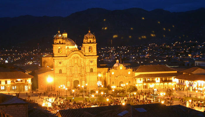 Plaza_de_Armas-cusco Plaza_de_Armas-cusco