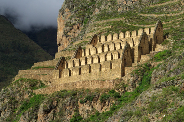 ollantaytambo ruins 