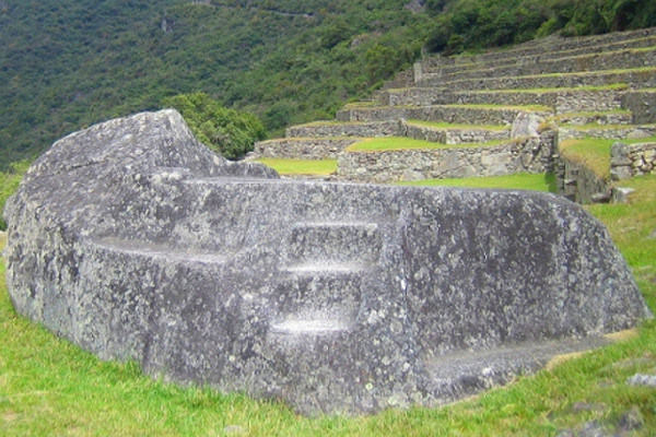 things-to-do-in-machu-picchu-funerary