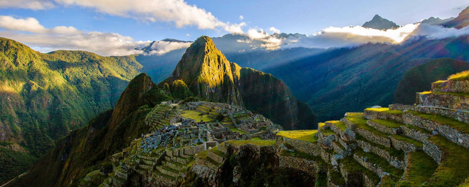 climbing-huayna-picchu