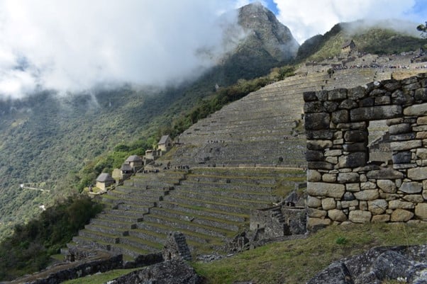 inca trail ruins