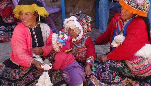 locals-in-cusco
