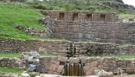 tambomachay-ruins