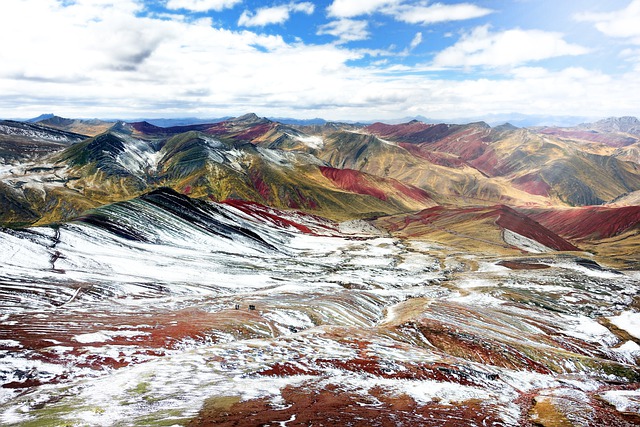 peru-tye-dye-rainbow-mountain